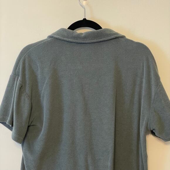 Kittenish M green cropped button down polo St. Patrick’s Day minimalist trendy - Picture 6 of 7